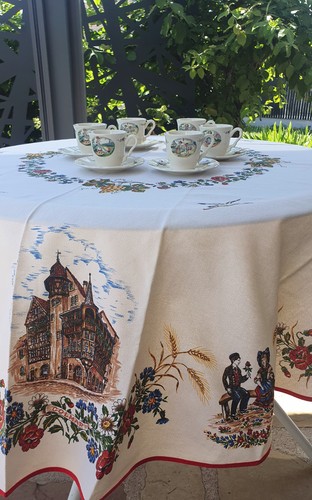 Service six tasses - , à