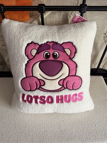 Primark coussin disney pixar - disney,