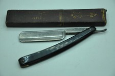 Ancien couteaux à raser coupe chou VERITABLE P.FRITISSE collection barbier