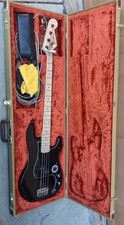 Fender Guitar  PINK FLOYD