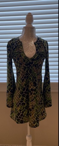 Girl carla closet green - c-girl, carla’s