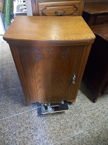 Meuble avec machine coudre - machine, à