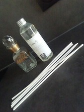 Secret de santal diffuseur de parfum d Ambiance 200ml Mathilde M neuf