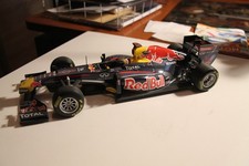 F1 RED BULL RB7 2011