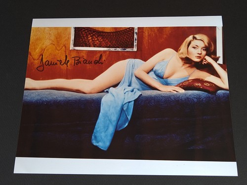 Photo signée daniela bianchi - daniela,
