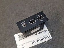 Bloc prise Aux In / USB -