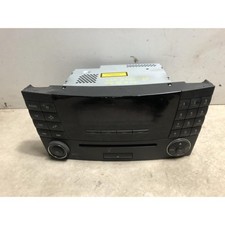 RADIO d'origine Mercedes-Benz E (W211) 2006 2118702889