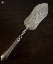 PELLE A GATEAU  EN ARGENTERIE