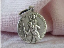 médaille religieuse ancienne