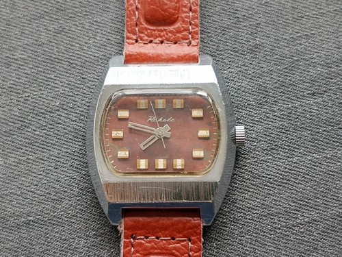 Montre mécanique raketa - montre,