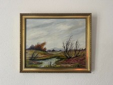 Huile sur Toile, cadre en bois doré. Signé