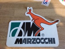 Ancien grand autocollant