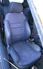 siége avant droit pour AUDI