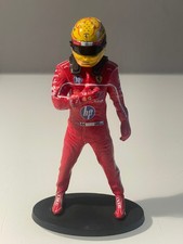 04 - Figurine 1/18 pilote F1 -