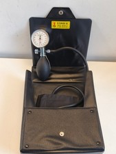Tensiométre manuel ancien