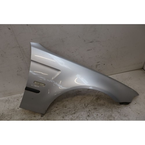 Aile droite bmw compact - droite, 3