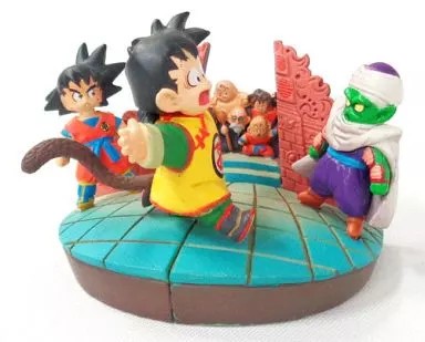 Figurine complète dragon ball - complète,
