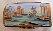 Jolie Boîte à pilules de collection en porcelaine peinte à la main ancienne