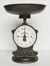 Ancienne balance Art-Nouveau