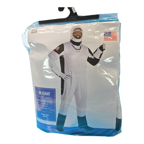 Amercan flight astronaut - amercan, in