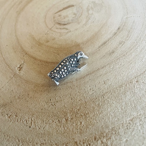 Broche pingouin argentée - , et