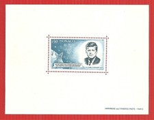 BLOCS FEUILLETS  SPECIAUX