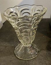 Vase ancien forme évasée - verre transparent - ART DECO - Haut 19 cm Ø 15 cm