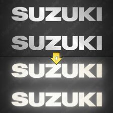 2 stickers SUZUKI 12 cm BLANC Réfléchissant tuning moto visibilité custom logo