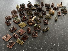 Lot de 47 figurines Warhammer - Métal