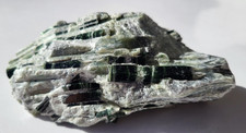 TOURMALINE sur ACTINOTE - Lac
