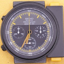 Chronographe manuel 7A28-7009