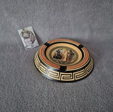 Cendrier en terre cuite décor