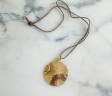 Collier médaille Pierre-Yves TRÉMOIS « Traversée » Circa 1980