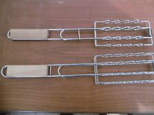 2 GRILLES à SAUCISSES ou MERGUEZ pour BARBECUE