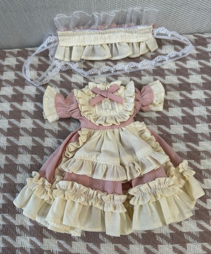 New sweet blue - new, maid