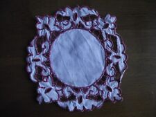 /? LINGE ANCIEN ( napperon richelieu  )  ?  /