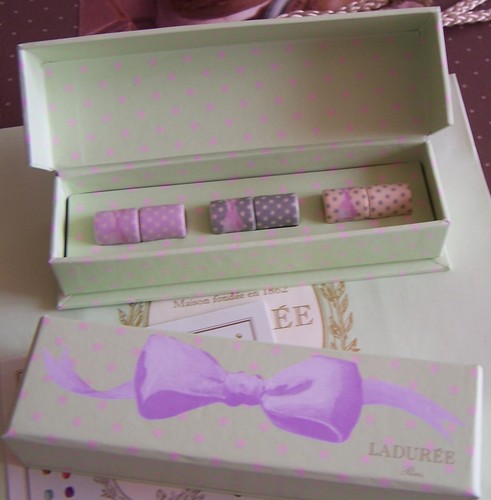 Coffret neuf fèves laduree - neuf,