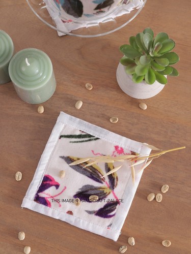 Lot dessous tasses en - de,