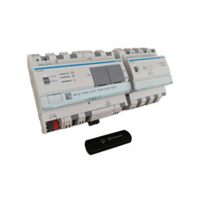 Hager TJA451 Kit Domovea Serveur + Bloc D'Alimentation + Vidéo à Distance