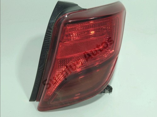 Feu arriere droit 815510d600 - feu,