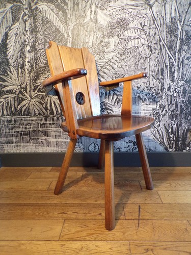 Fauteuil brutaliste travail - ,