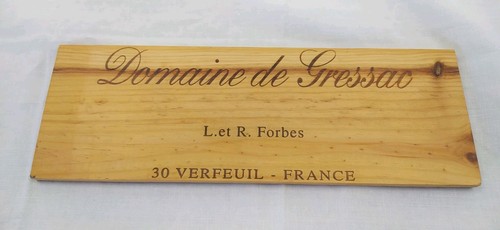 Estampe facade caisse vin - de,