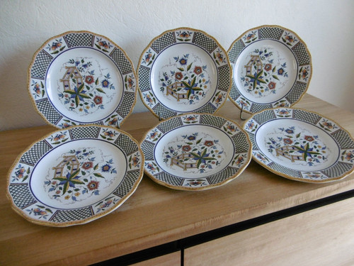 Six assiettes plates faience - ,