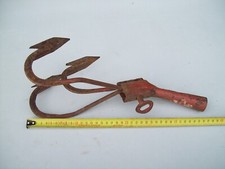 ANCIEN OUTIL DE JARDIN GRIFFE