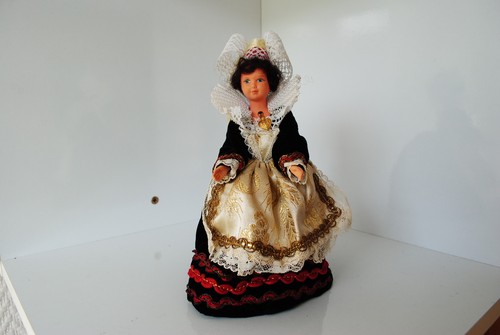 Ancienne poupee - (n°8),