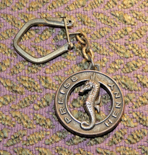 Ancien porte clés - , aluminium
