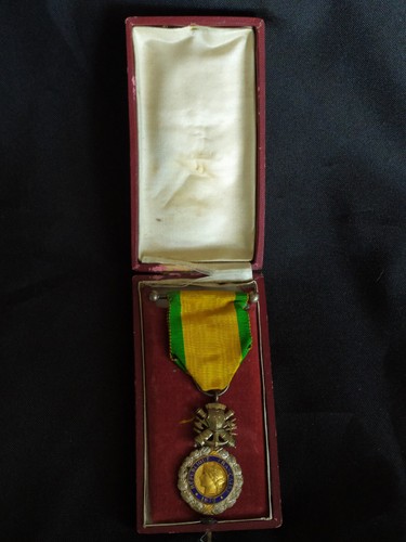 Médaille militaire dans - , sa