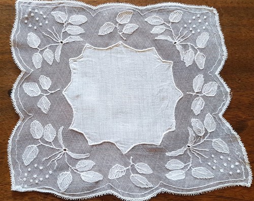 Napperon ancien tulle - napperon, en
