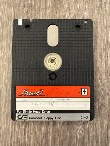 Une disquette amsoft - une,