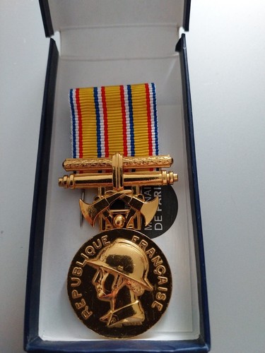 Medaille honneur des sapeurs - des,